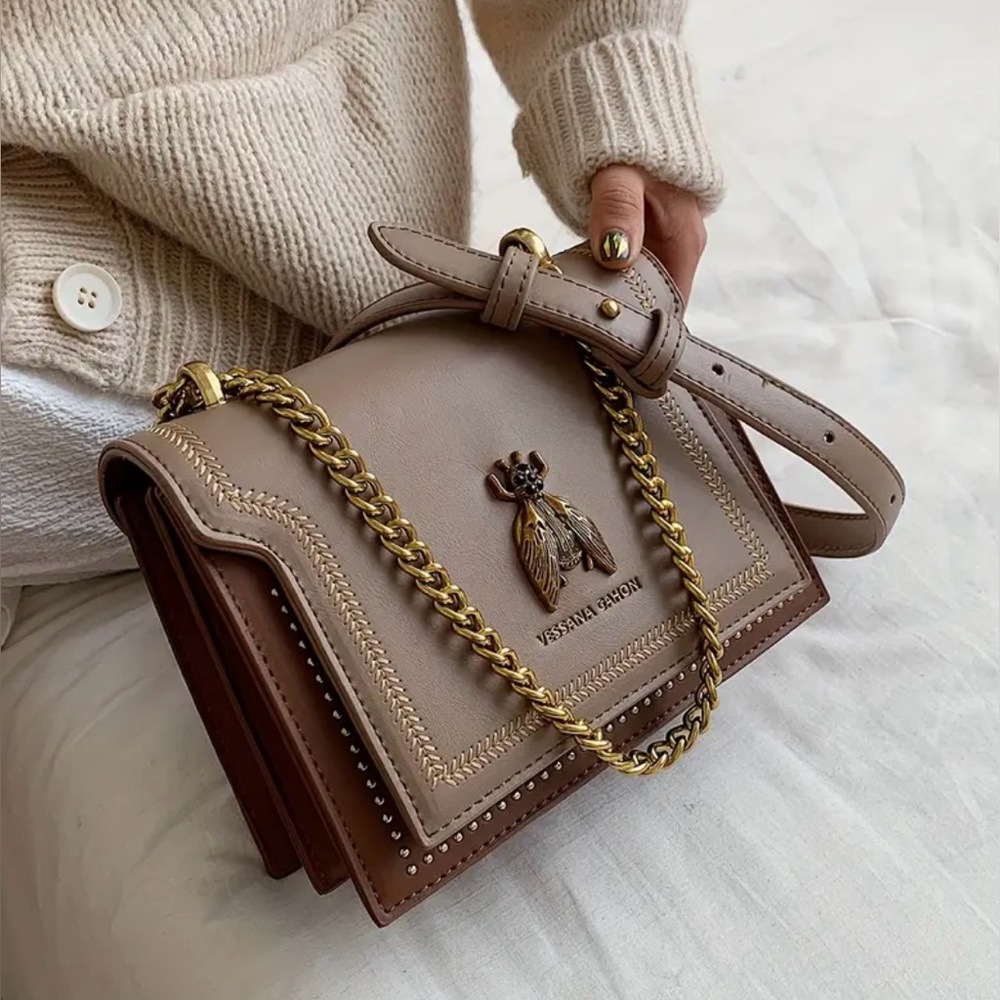 Elegant Vintage Faux Leather  Bumblebee Decor Crossbody Shoulder Bag